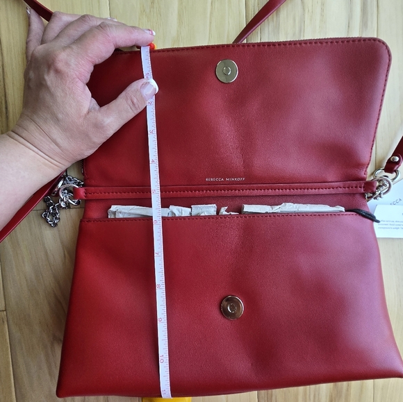 BNWT. Rebecca Minkoff red cross body bag. - Picture 8 of 8